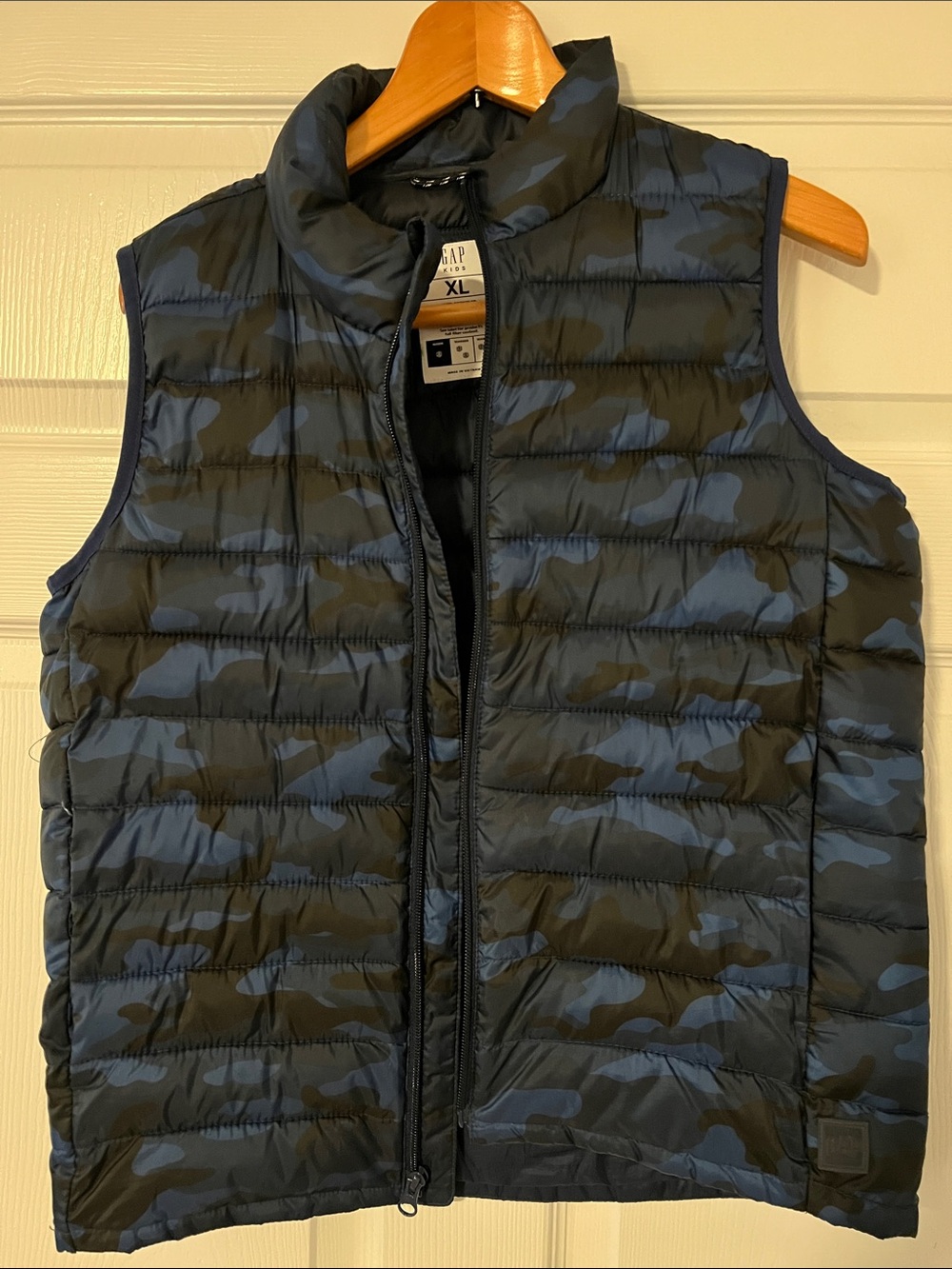 GAP Boys Blue & Black Camouflage Quilted Puffer Vest